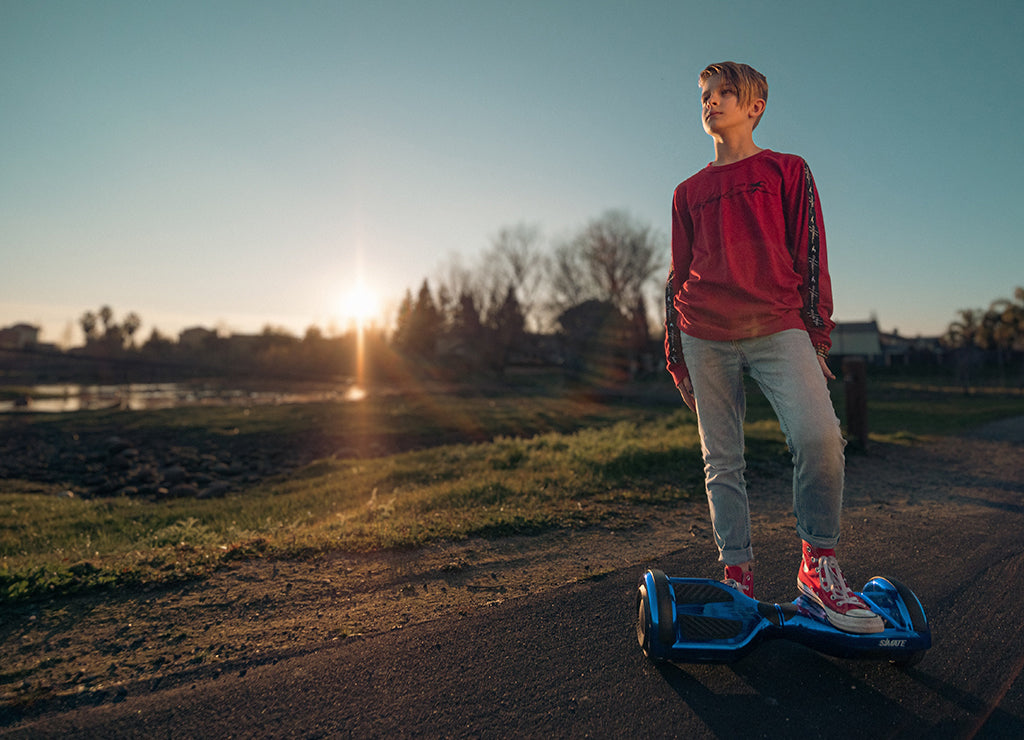 Can an 8 year old use a hoverboard Simateboard